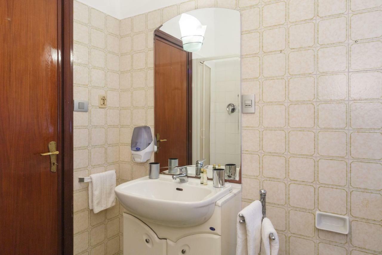Casa Anna Sea View, Pool, Parking & Wifi Appartement Rapallo Buitenkant foto